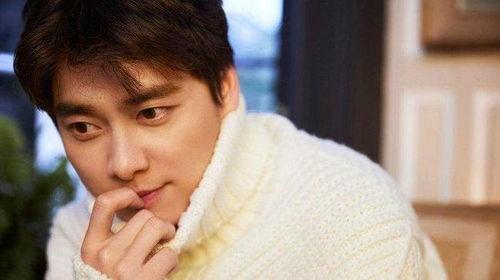 李易峰娱乐圈同人,李易峰与娱乐圈同窗好友的青春岁月